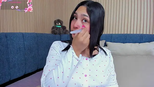 angel ponce online show from 15, 12, 2025