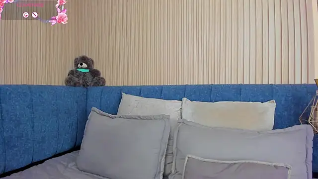 angel ponce online show from 17, 12, 2025