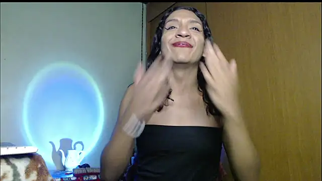 Galgadot3 online show from 16, 12, 2025