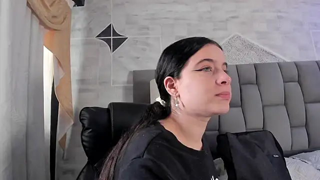 ChannelWhite  online show from 16, 10, 2025