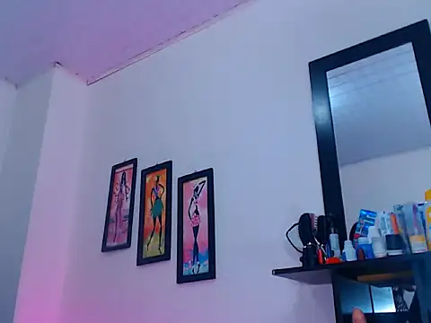 natashat lorent online show from 7, 1, 2026