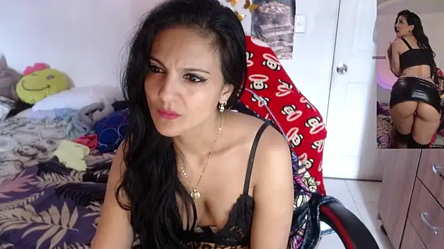BasmaHernandez online show from 12, 5, 2026