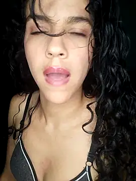 lucerocutte online show from 1, 12, 2025