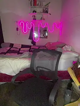 SoftLady S33 online show from 24, 3, 2026