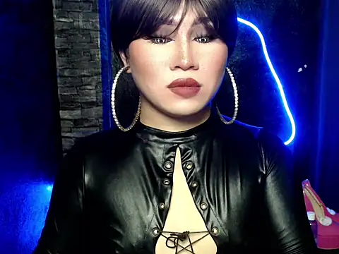 pretty lassy online show from 15, 10, 2025