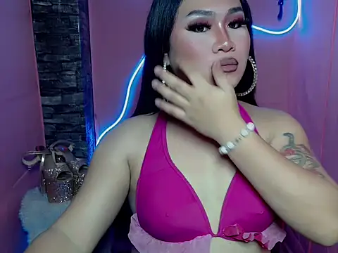 pretty lassy online show from 18, 11, 2025