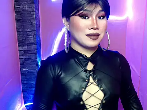 pretty lassy online show from 3, 11, 2025