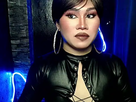 pretty lassy online show from 27, 10, 2025