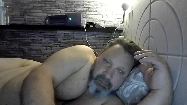 BigMan738xh online show from 25, 5, 2026
