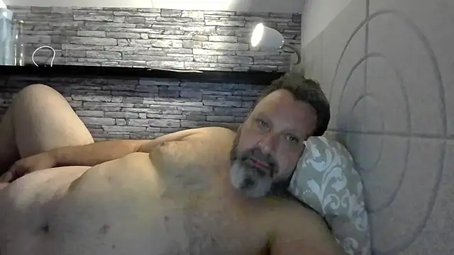 BigMan738xh online show from 7, 6, 2026