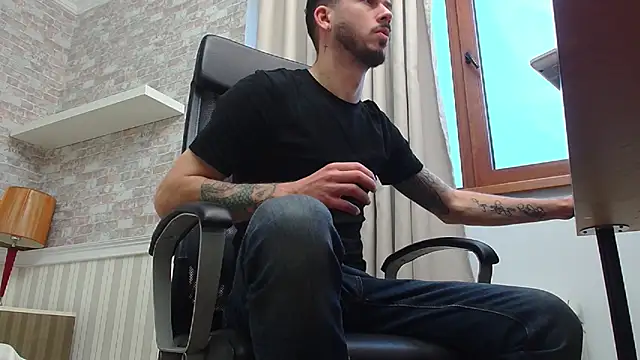 JonahShaw online show from 5, 11, 2025