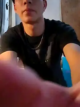 Snapshot of LUISSLEONN0958 chatting on 30, 9, 2025 LUISSLEONN0958 online show from 30, 9, 2025