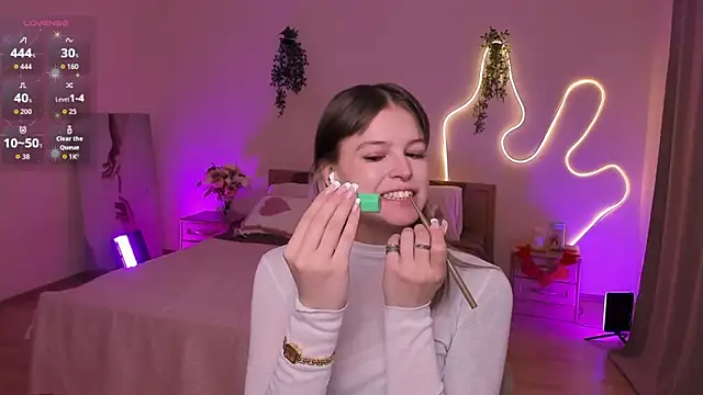 Lisa Blossom online show from 13, 4, 2026