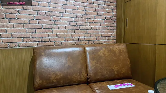 Snapshot of penny_coco chatting on 23, 3, 2026 penny coco online show from 23, 3, 2026