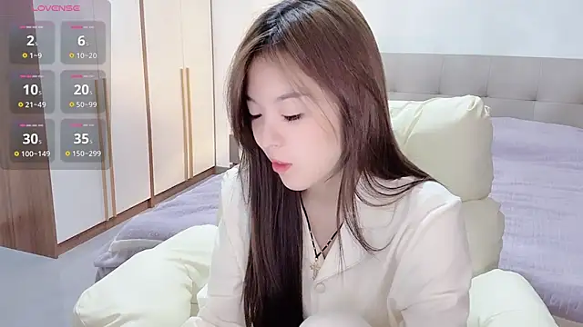 T-LL77- online show from 8, 10, 2025