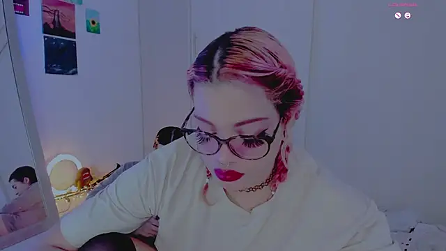 amywilld online show from 16, 7, 2026