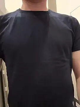 Snapshot of myPriority01 chatting on 25, 10, 2025 myPriority01 online show from 25, 10, 2025