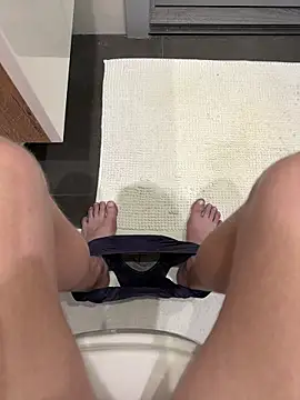 Snapshot of myPriority01 chatting on 26, 10, 2025 myPriority01 online show from 26, 10, 2025