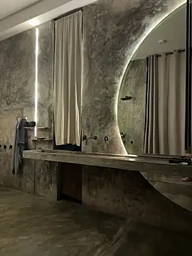 Snapshot of myPriority01 chatting on 14, 11, 2025 myPriority01 online show from 14, 11, 2025