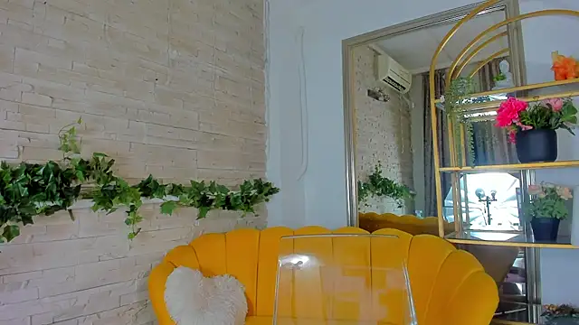 boobzilla  online show from 8, 1, 2026