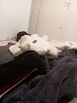 Couplefrsex online show from 11, 10, 2025