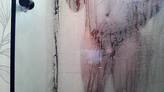 Snapshot of LicitInvader chatting on 4, 7, 2026 LicitInvader online show from 4, 7, 2026
