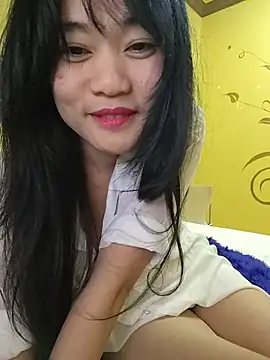 YayeeShow online show from 14, 11, 2025