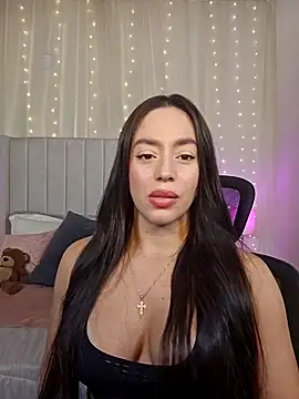 AriadnaTaylor online show from 9, 6, 2026