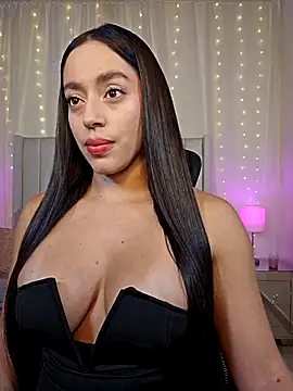 AriadnaTaylor online show from 2, 2, 2026