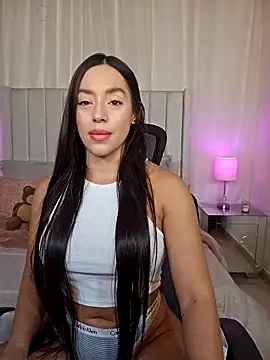 AriadnaTaylor online show from 3, 5, 2026