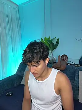 Leo Savage  online show from 25, 3, 2026