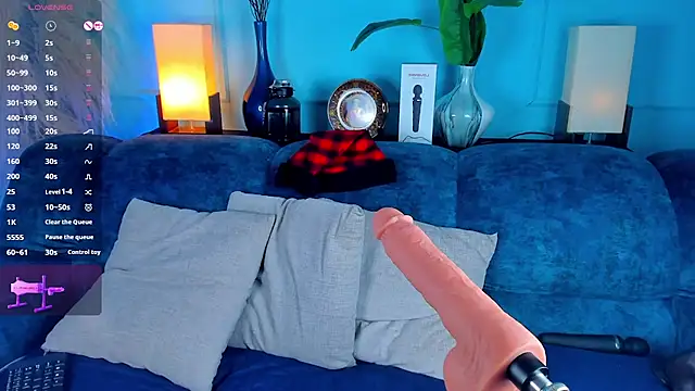 Leo Savage  online show from 22, 12, 2025