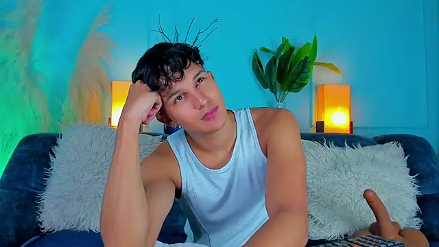 Leo Savage  online show from 18, 2, 2026