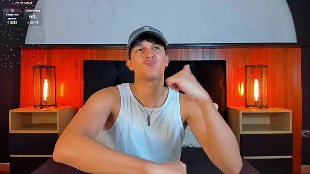 Leo Savage  online show from 10, 5, 2026