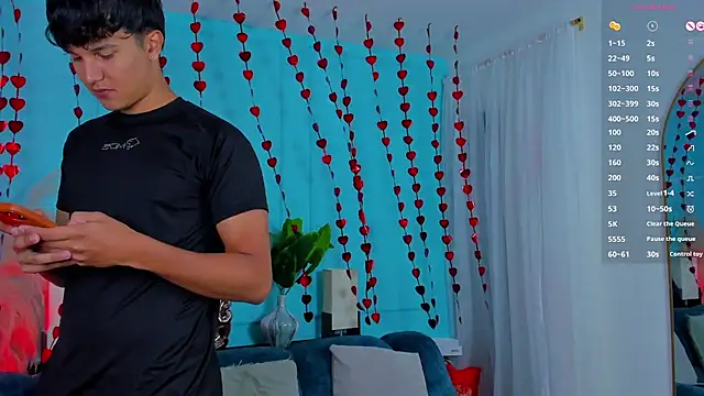 Leo Savage  online show from 9, 2, 2026