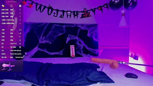 Leo Savage  online show from 15, 10, 2025