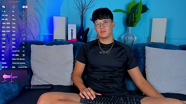 Leo Savage  online show from 10, 1, 2026