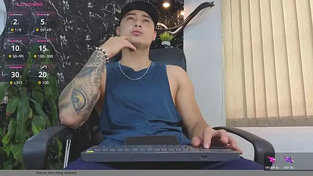 Snapshot of Alexander_ferre chatting on 12, 5, 2026 Alexander ferre online show from 12, 5, 2026