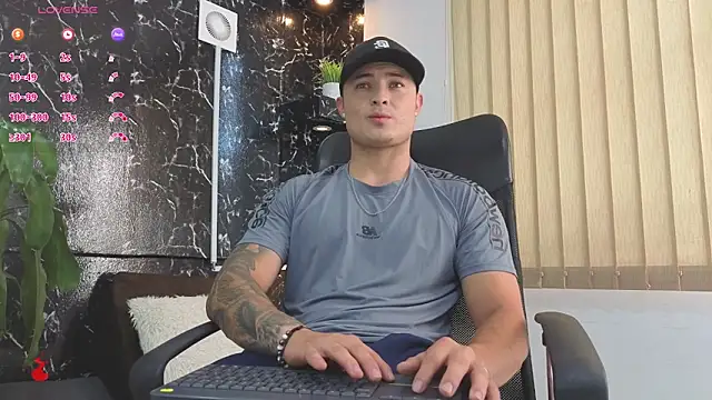 Alexander ferre online show from 2, 4, 2026