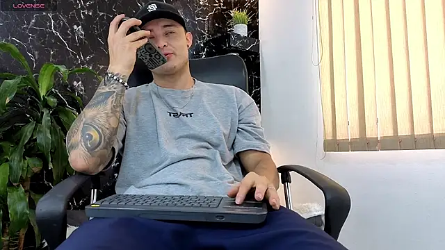 Alexander ferre online show from 7, 3, 2026