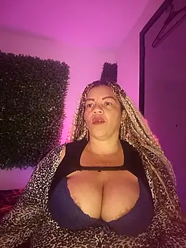 Eva Luxei online show from 4, 12, 2025