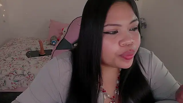 Snapshot of Juicy_elenxx chatting on 11, 9, 2025 Juicy elenxx online show from 11, 9, 2025