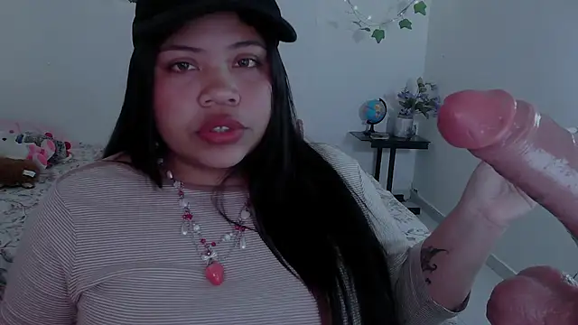 Snapshot of Juicy_elenxx chatting on 25, 10, 2025 Juicy elenxx online show from 25, 10, 2025