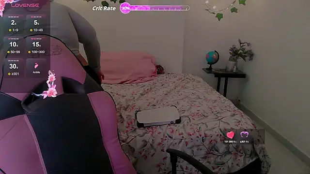 Snapshot of Juicy_elenxx chatting on 17, 9, 2025 Juicy elenxx online show from 17, 9, 2025