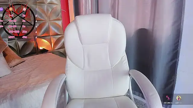 emily-santoss online show from 6, 10, 2025