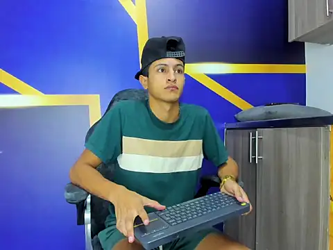 gustavo saaled19  online show from 17, 9, 2025
