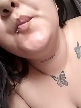Snapshot of SoffiiCurvy chatting on 30, 9, 2025 SoffiiCurvy online show from 30, 9, 2025