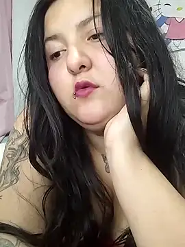 Snapshot of SoffiiCurvy chatting on 19, 9, 2025 SoffiiCurvy online show from 19, 9, 2025