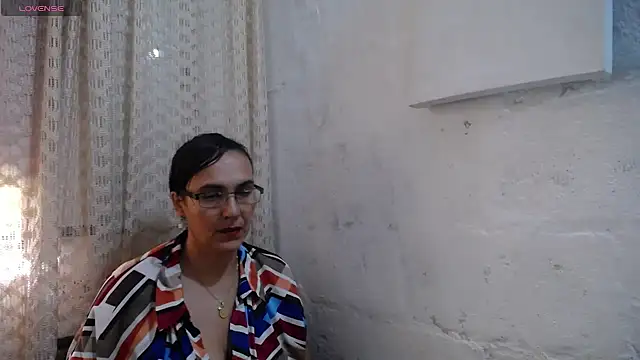 gabbyparker  online show from 16, 9, 2025