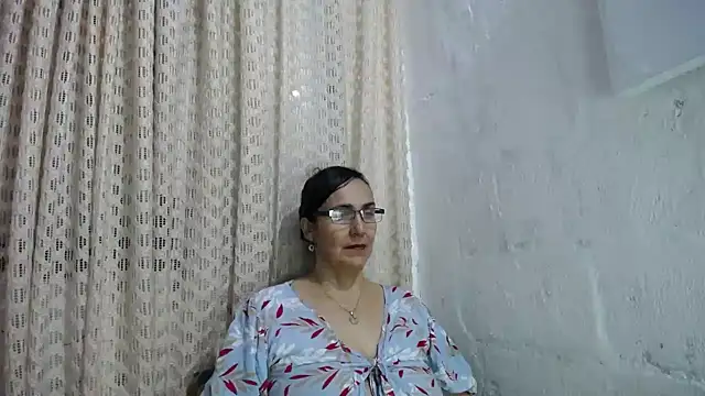 gabbyparker  online show from 11, 11, 2025